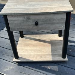 Nightstand/End table
