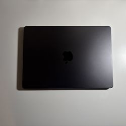 MacBook Pro 14inch 2025