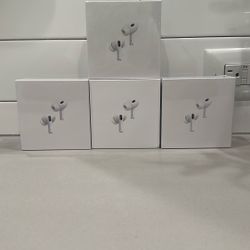 AirPod second generation with noise, cancellation