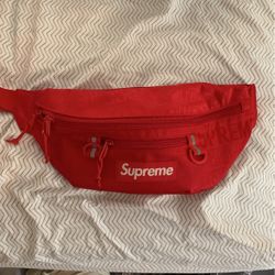 Supreme Waistbag (SS19)