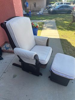 Carter’s Baby Nursery Relax Rocker Rocking Chair  & Ottoman Set Beige