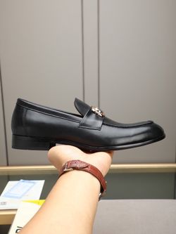Fendi Men’s Leather Shoes With Box 2026 New