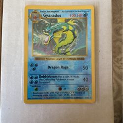 1999 Gyrados Holographic Pokemon Card 
