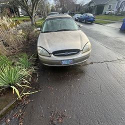2000 Ford Taurus