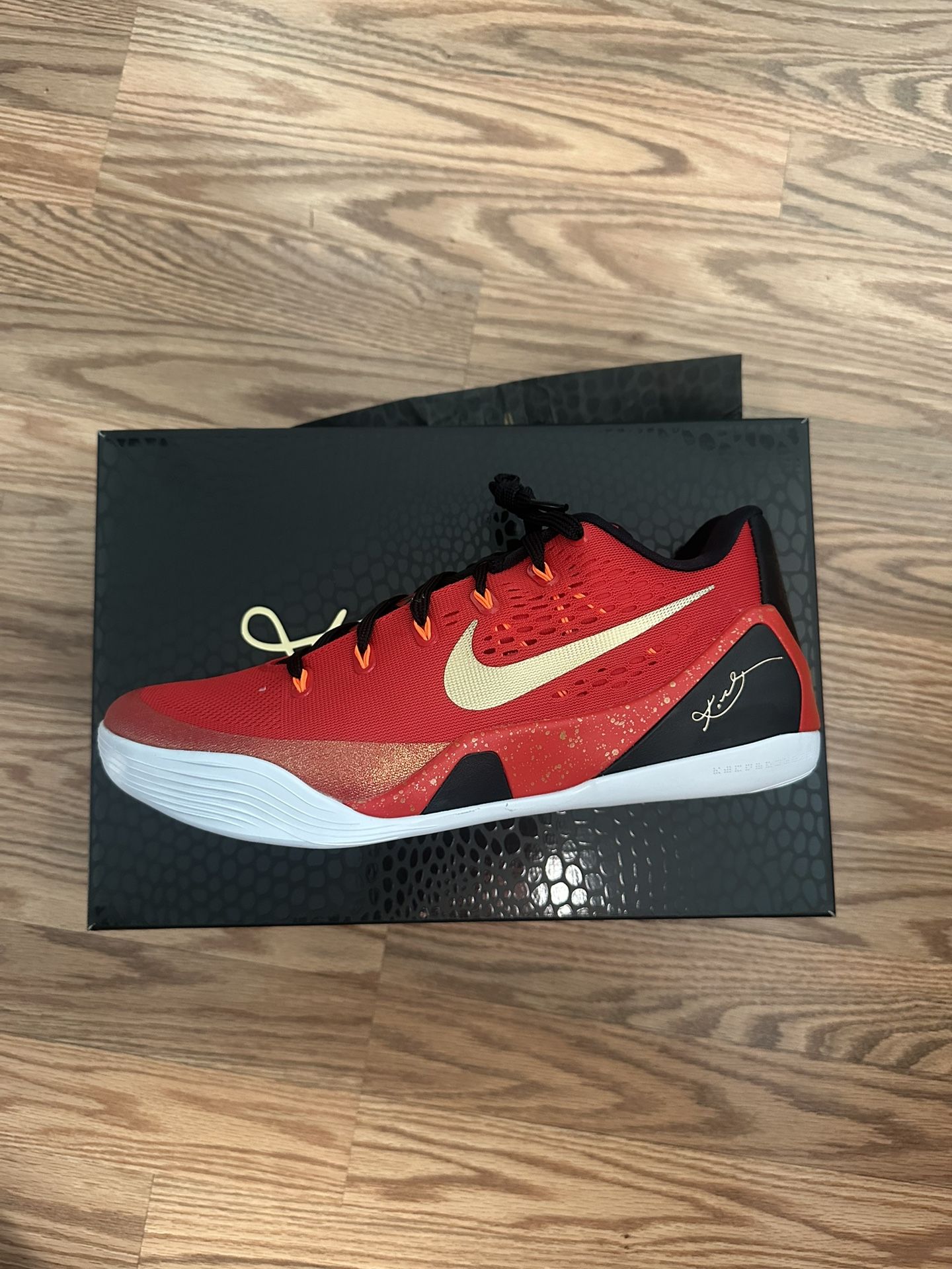Nike Kobe 9 China size 10.5