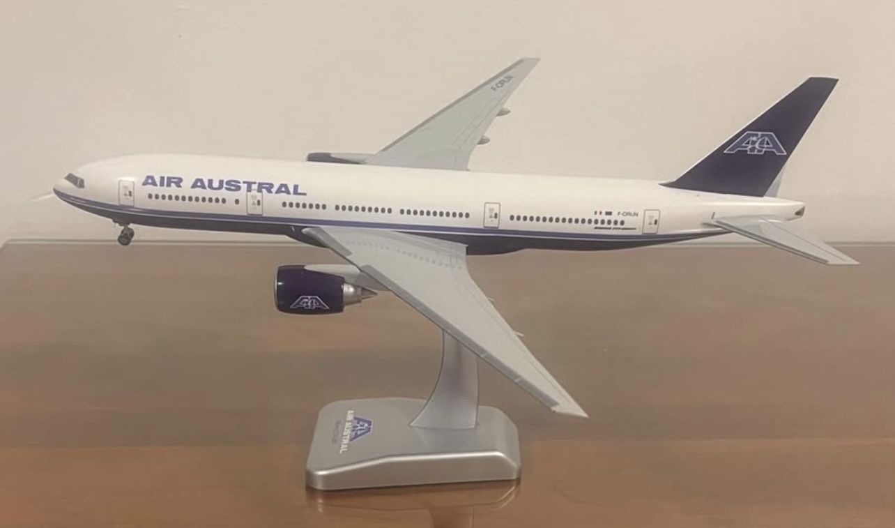 Model Airplane