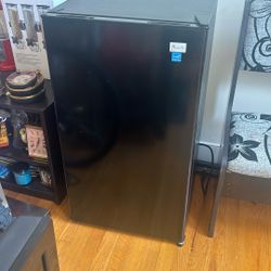 Small refrigerator