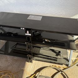 Flastscteen Tv Stand 