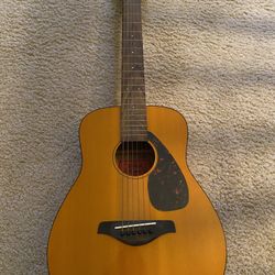 Yamaha JR1 3/4 Acoustic Guitar.