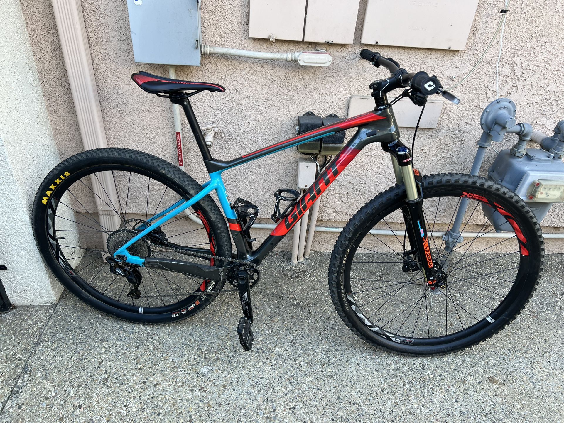 Giant Carbon XTC Advanced