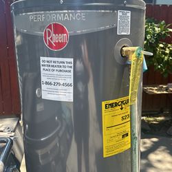 One-year-old Water Heater $400 Can Or Best Offer