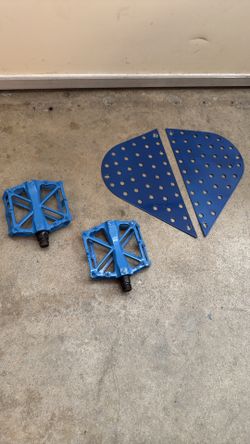 Ridstar parts (Pedals and Honeycomb side panels)