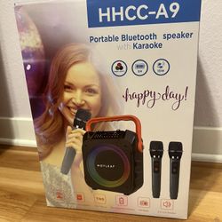 Karaoke machine 