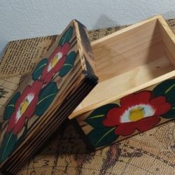 HAND PAINTED WOODEN JEWELRY  BOX - CAR BOX S96
