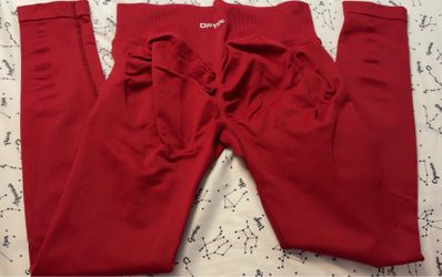 Red DFYNE Set