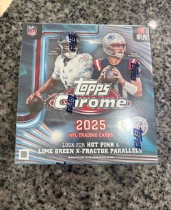 Topps Chrome Football 2025