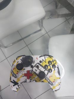 Pikachu Edition Nintendo Switch Controller