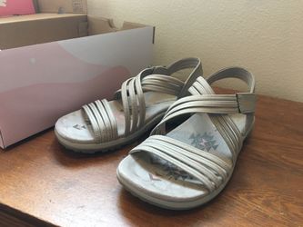 Sketchers Stretch Sandles