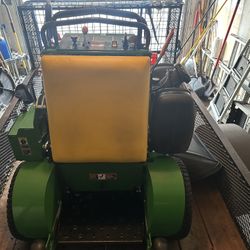 John Deere 138 Hours Used!!!!