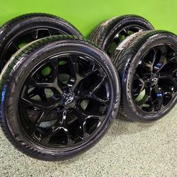 New 22 Inch Gloss Black Snow Flakes With Tires 6 Lug Gm