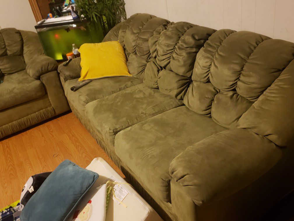 2 sofa & chair