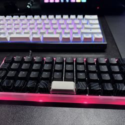 Custom built “plank” style 40% keyboard