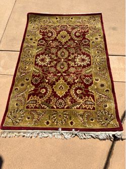 Rug 4’x6’