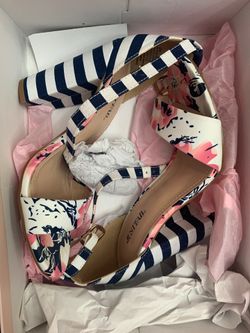 JustFab heels size 7