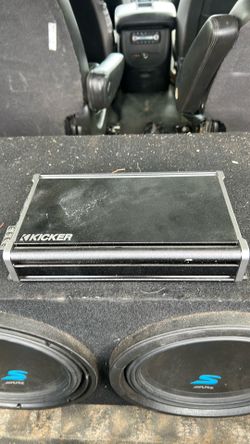 Kicker CXA360.4 amp