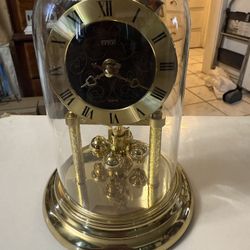 Mantel Clock