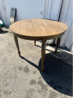 Wooden round table dining table