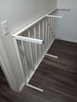 Twin size bedframe