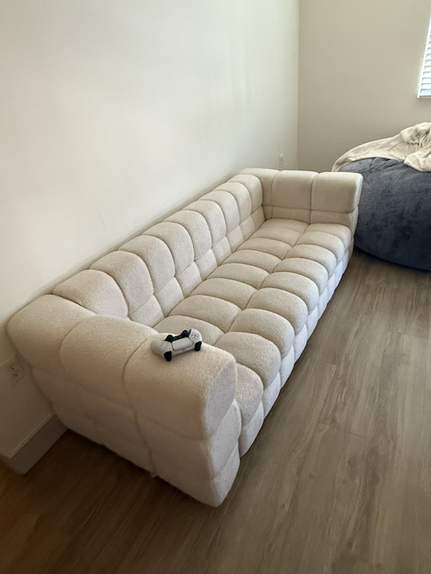 White Sofa