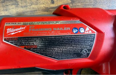 Milwaukee 2744-20 M18 18ga straight smooth finish nailer (tool only)