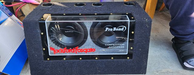 Rockford Fosgate R2D4-10
Prime R2 Series 10" subwoofer with dual 4-ohm voice coils