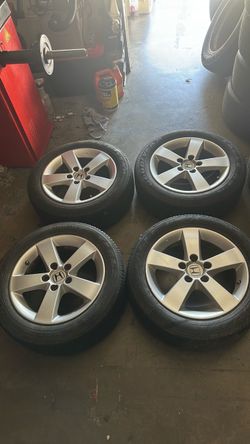 16” Rims OEM Honda,,,firm price ,,,