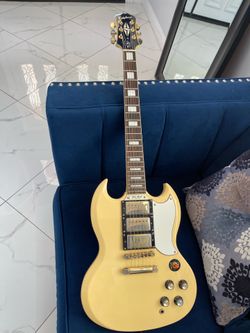 Epiphone SG g400 Les Paul Custom