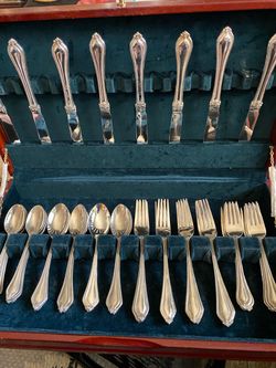International Silver Co Service for 8