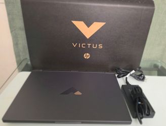 $450 OBO  HP Victus Gaming Laptop - RTX 3050 144Hz Like New