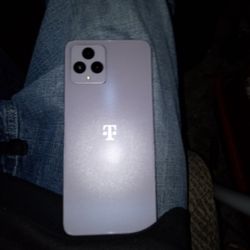 T-Mobile Reveal Six 5 G 