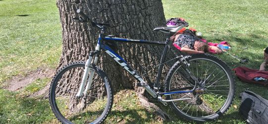Fuji mountain bike