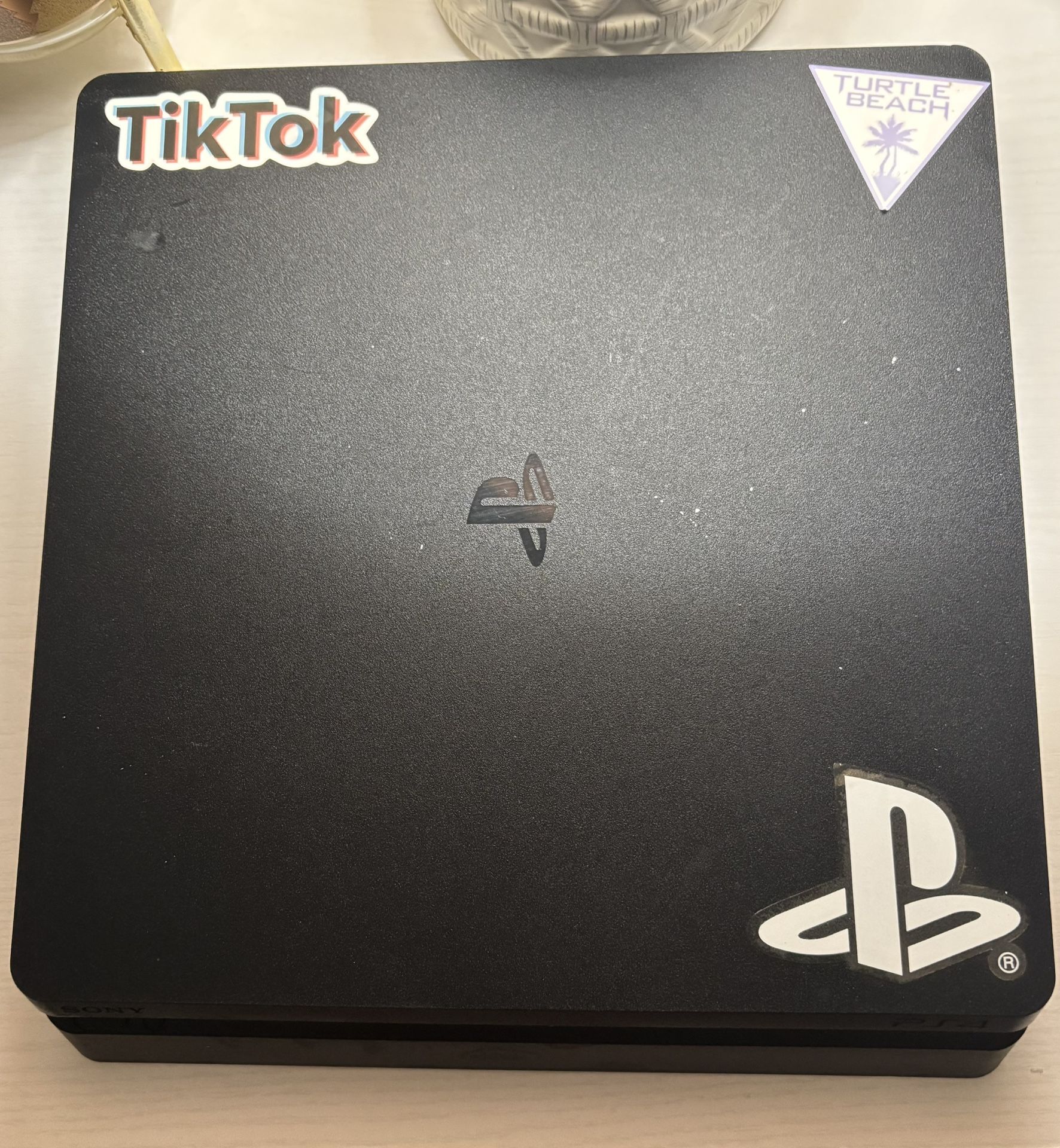 PS4