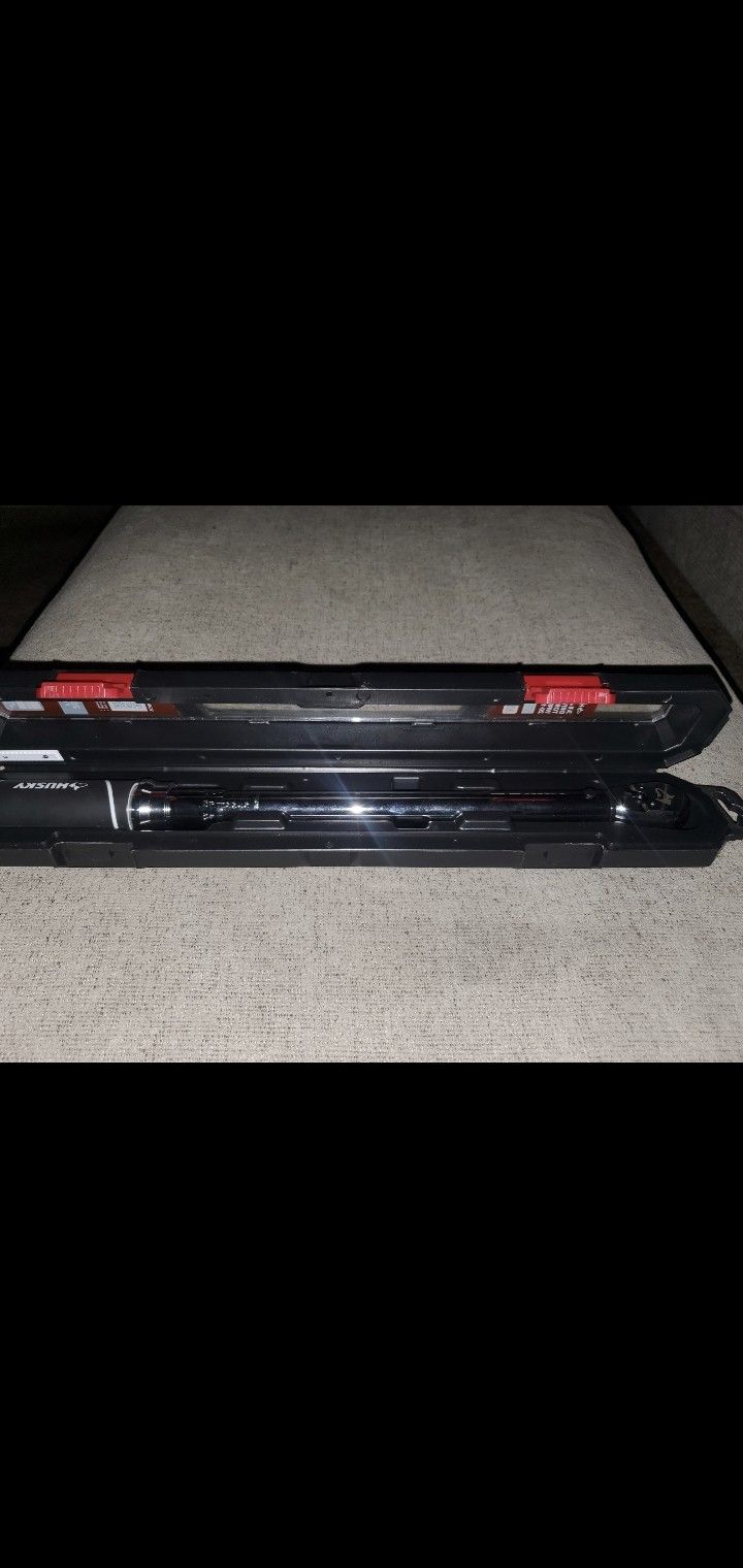 Husky Drive Torque Wrench