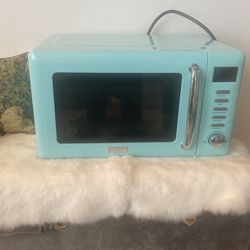 Cute microwave! $35