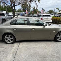 2006 BMW  5series 525i