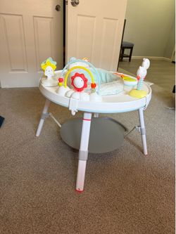 Skip hop baby activity center silver lining cloud