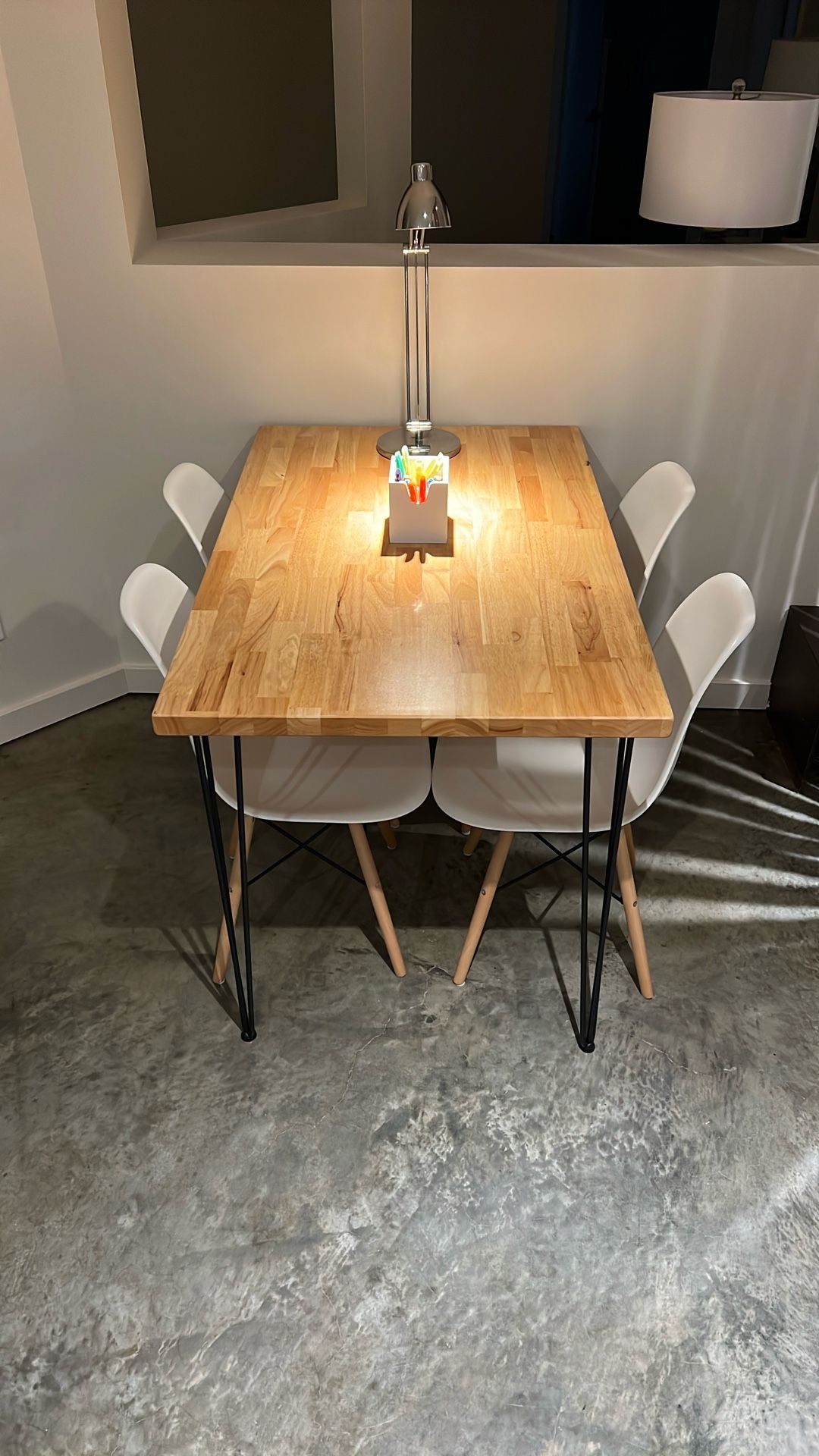 Hairpin Butcher Block Table W/Chairs Brand New
