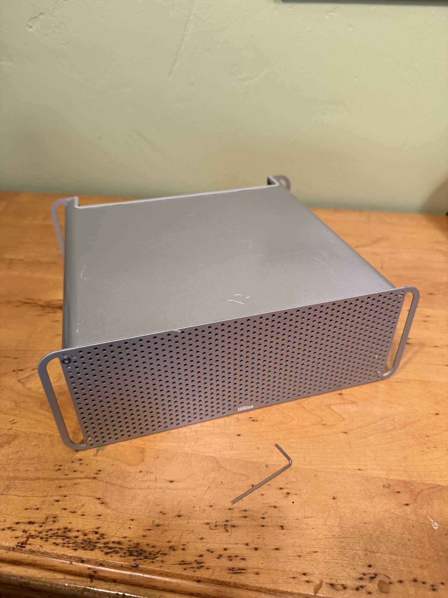iMac Stand - HiRise Brand