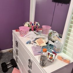 Full Size Bed
