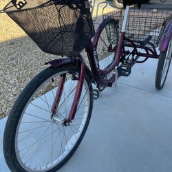 SCHWINN TRICYCLE